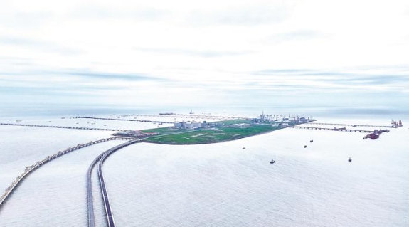 中石油江蘇LNG擴(kuò)建儲罐項目開工