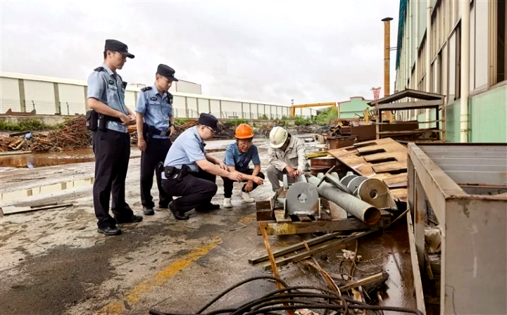 長航南通公安：向江而行，奮力寫好護企答卷