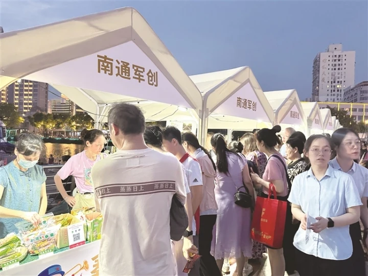 軍創(chuàng)產(chǎn)品集市受追捧：“老兵的產(chǎn)品，我放心”